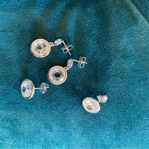 Pair of Nadri Earrings - Picture 4 of 10